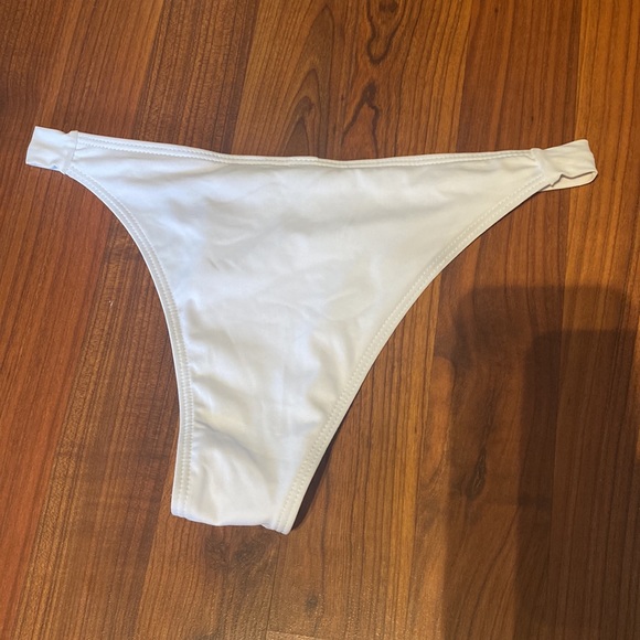 Bikini bottoms - Picture 3 of 3